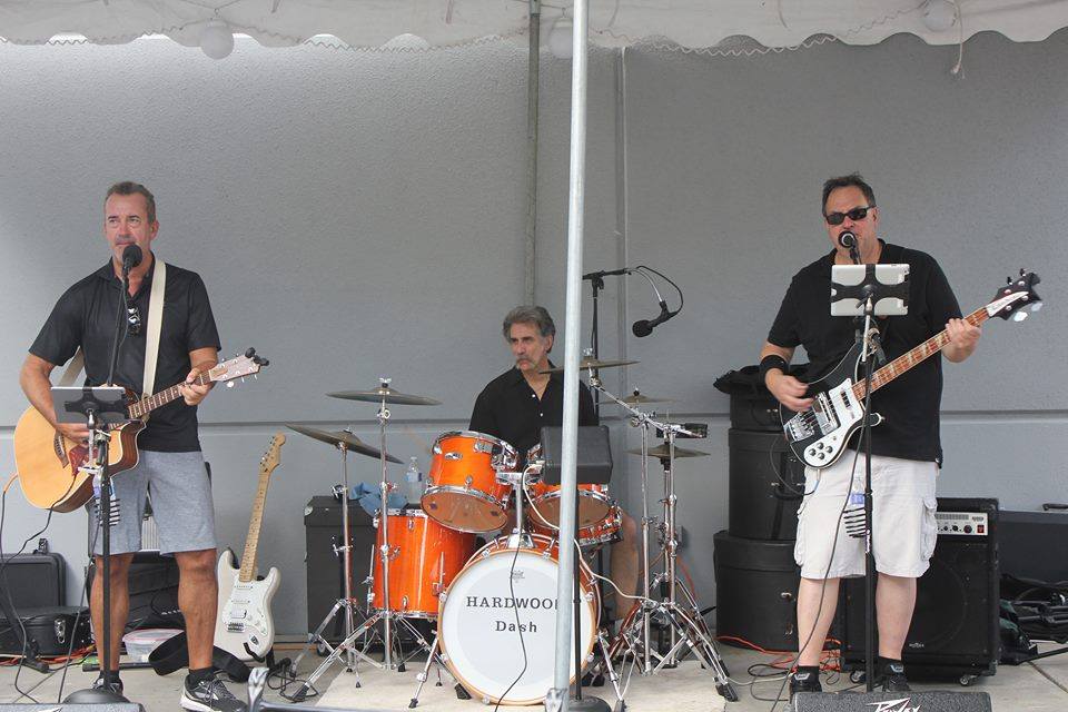 Hardwood Dash James Arthur Vineyards